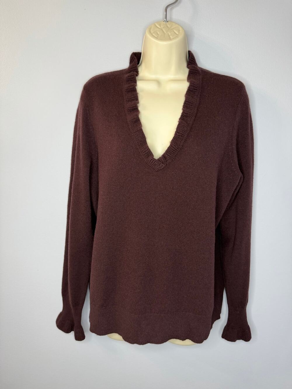 Sundance Cashmere Ruffle V-Neck Sweater Plum Women's L Soft Luxury